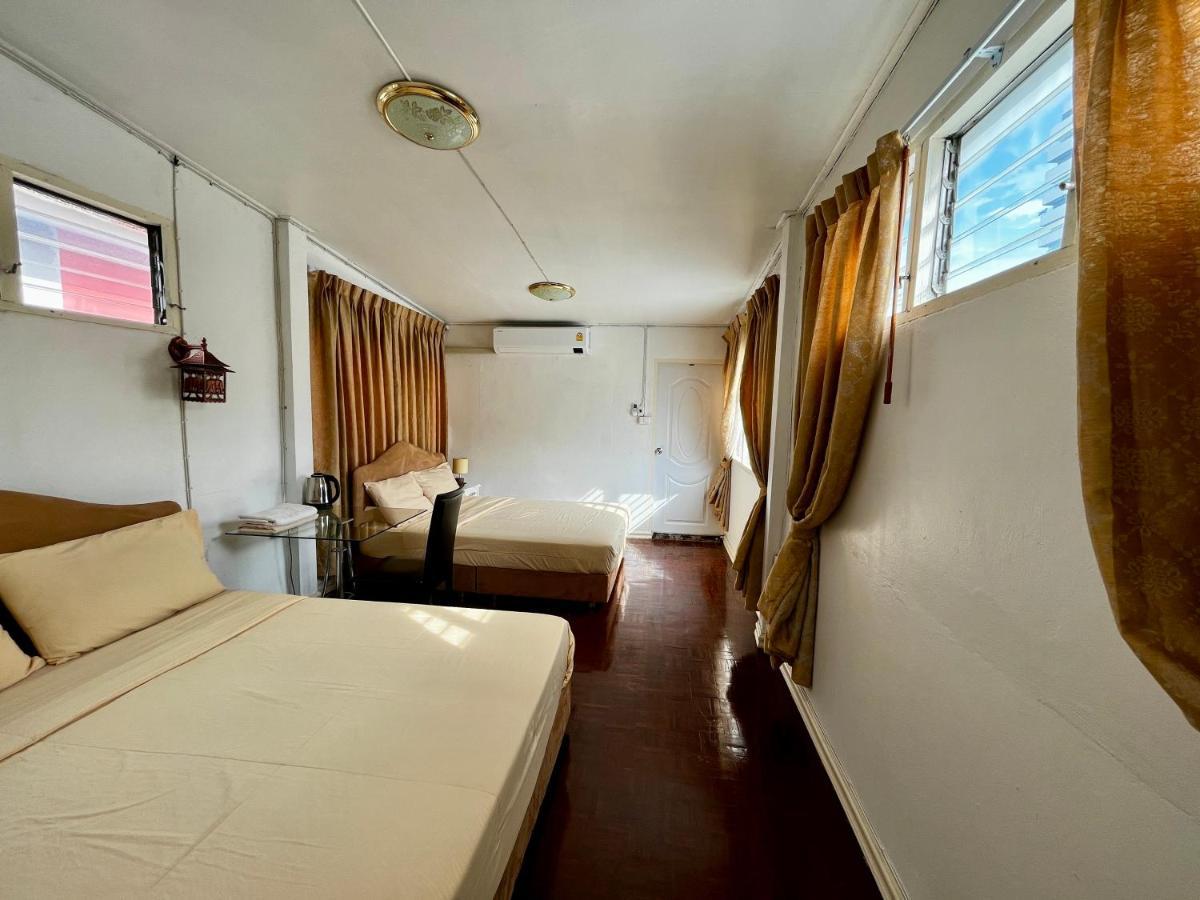Hotel C U Again à Bangkok Extérieur photo