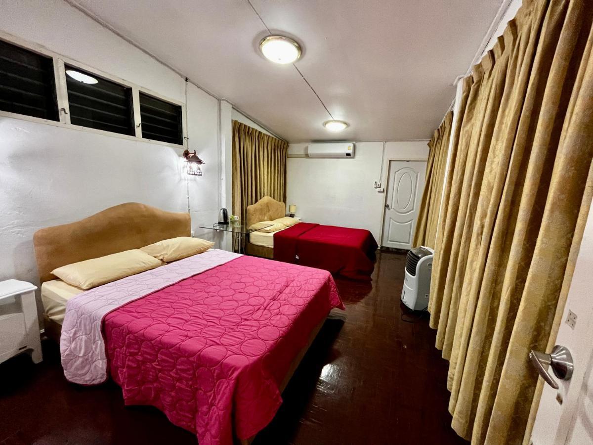 Hotel C U Again à Bangkok Extérieur photo