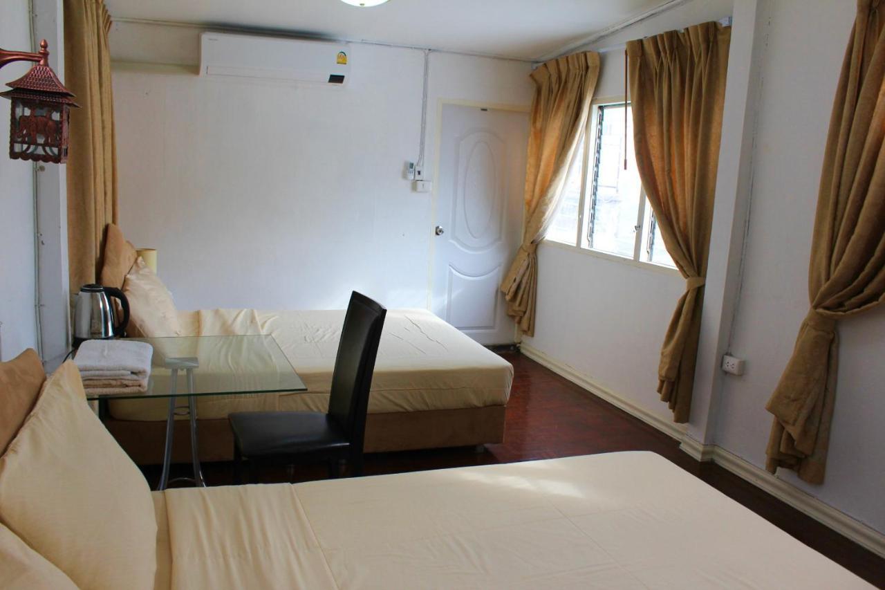 Hotel C U Again à Bangkok Extérieur photo