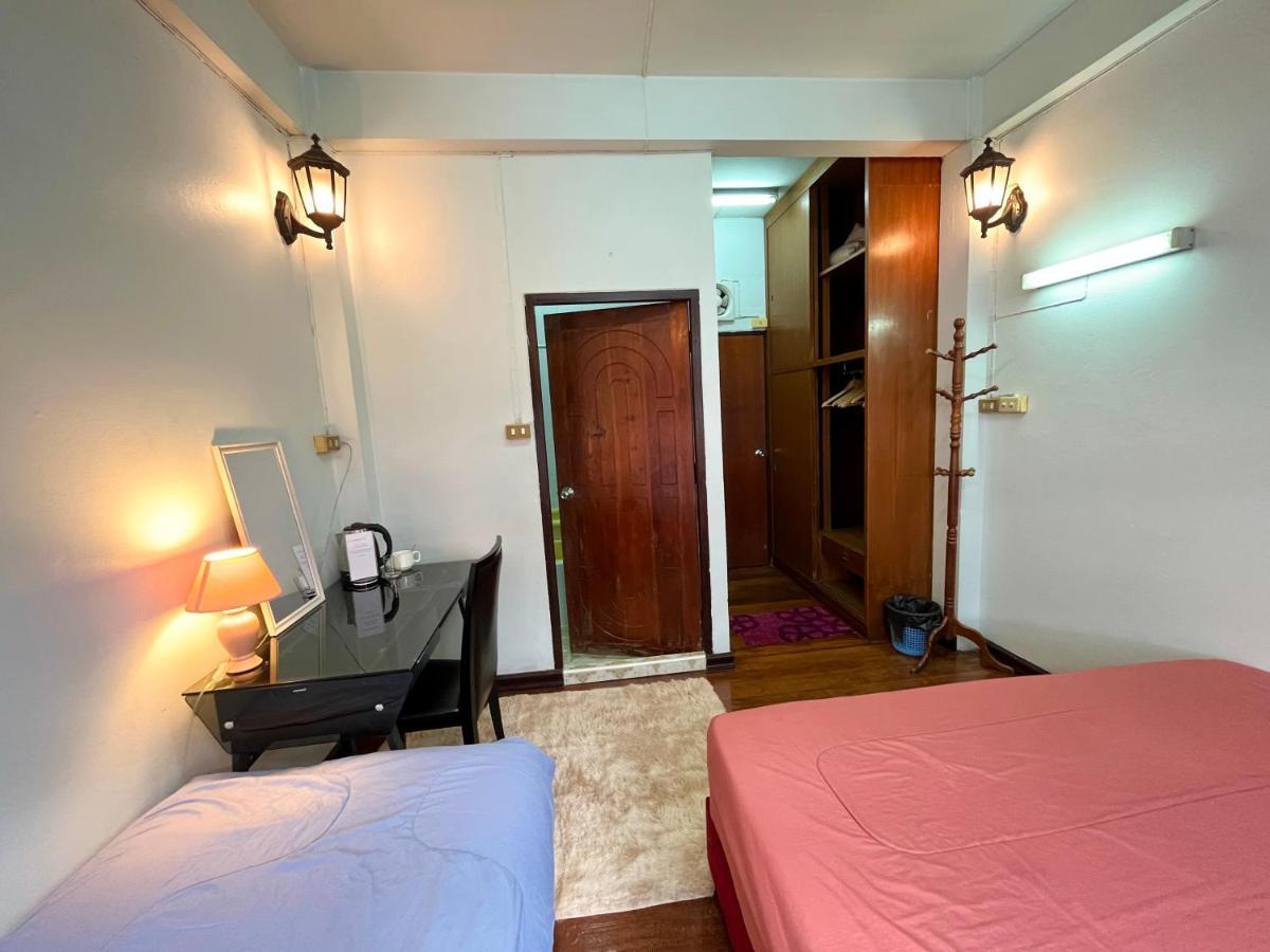 Hotel C U Again à Bangkok Extérieur photo